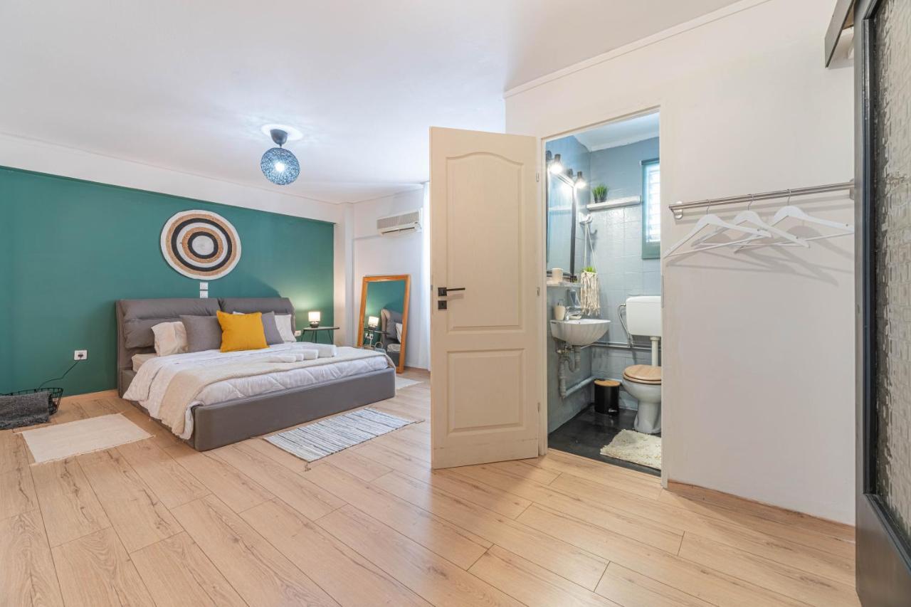 Boho Chic Apartment Under Acropolis アテネ エクステリア 写真