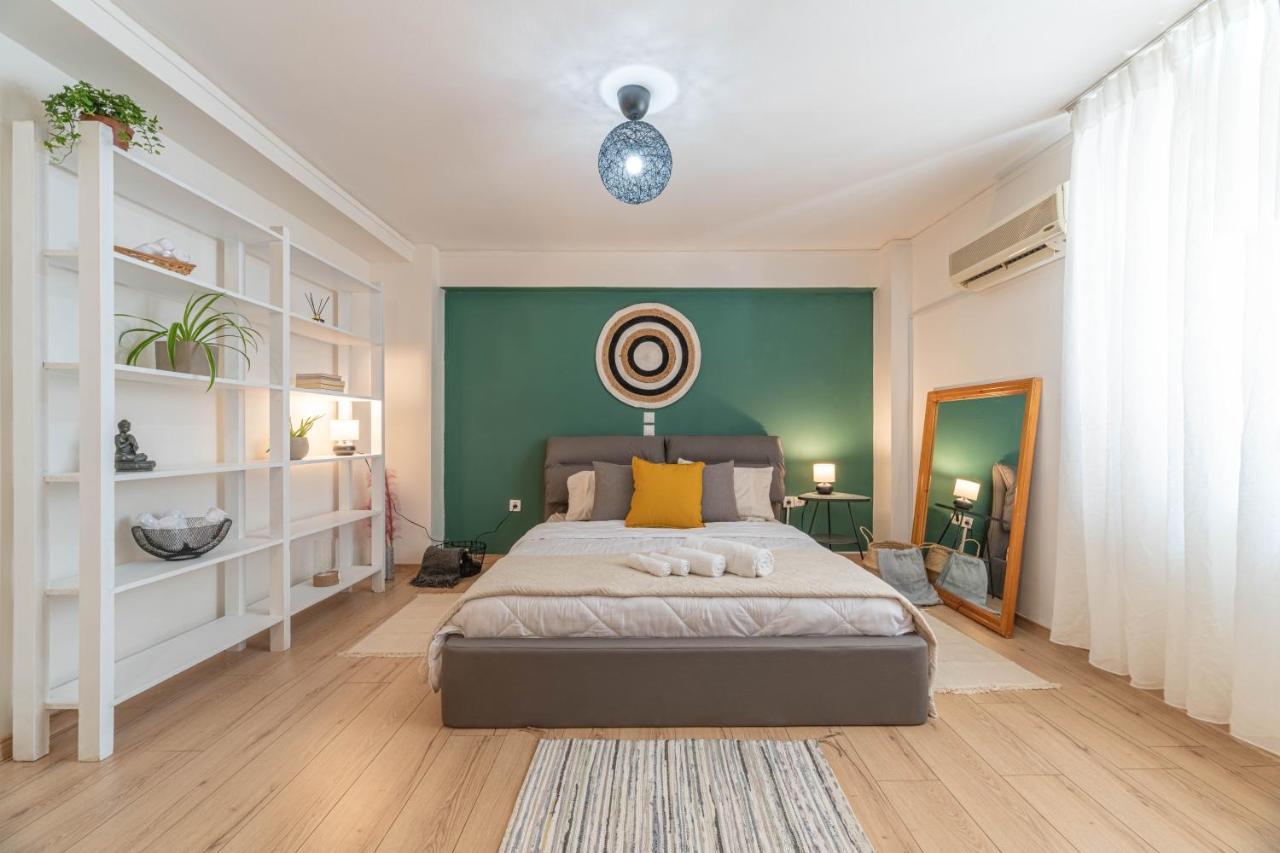 Boho Chic Apartment Under Acropolis アテネ エクステリア 写真